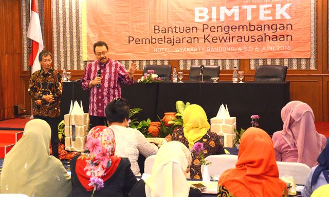 JABAR EKSPRES_BIMTEK SMK KEMENDIKBUD_ACHMAD NUGRAHA (1)