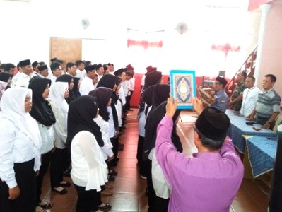 Pengawas TPS Diminta Bekerja Profesional Sumpah Petugas TPS