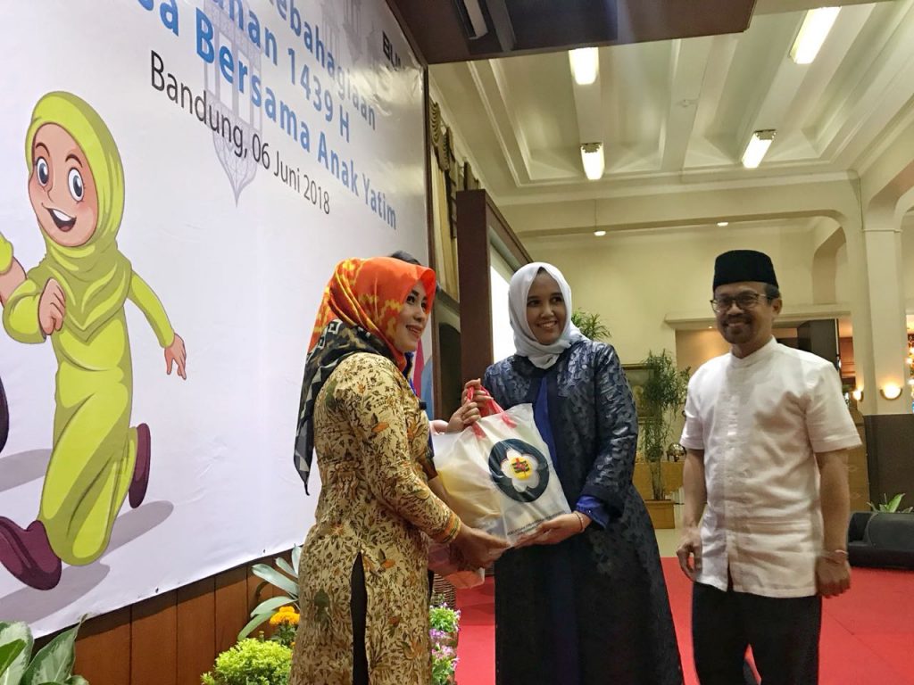 PLN Santuni 17.000 Anak Yatim dan Dhuafa