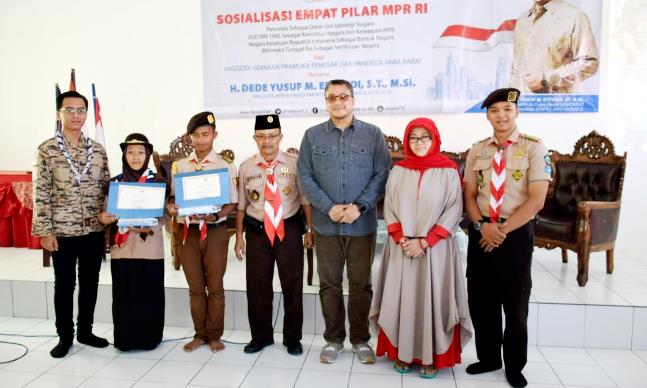 dede-Tangkal Paham Radikalisme untuk Generasi Muda