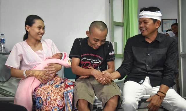 Dedi Mulyadi Beri Nama Bayi yang Lahir di Rest Area KM 88