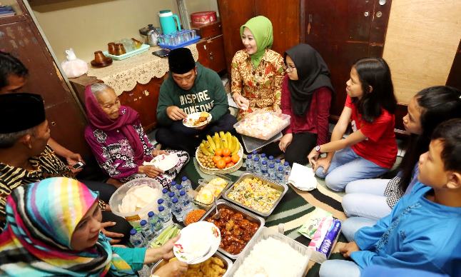 Menu dan Selera Lokal ala Ridwan Kamil Menu dan Selera Lokal ala Ridwan Kamil