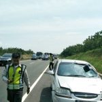 2 Petugas Tol Tewas Tertabrak