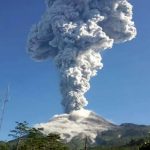 Merapi Erupsi, Ribuan Warga Selo Mengungsi