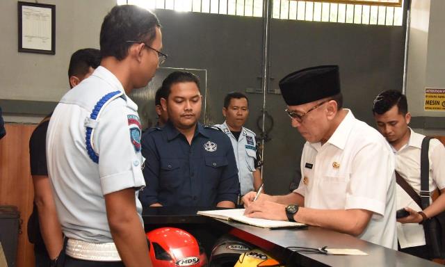 pj-gubernur-pantau-tps