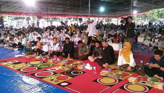 rumah-yatim-buka-puasa