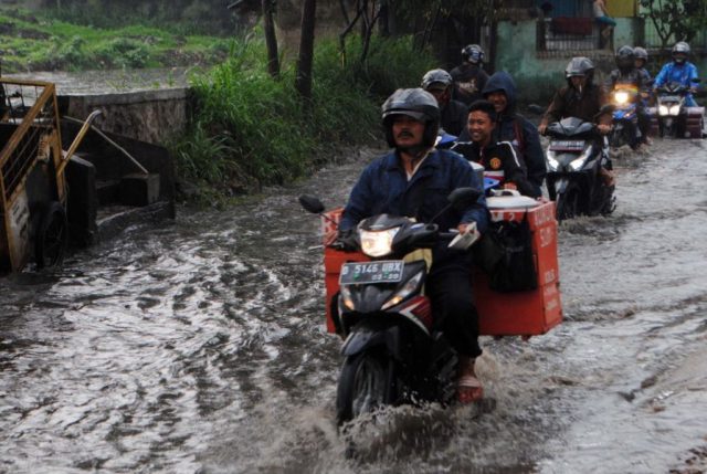 Segera Lakukan Pembebasan Lahan di Melong