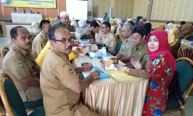 Adakan Bintek untuk Pendidikan Karakter