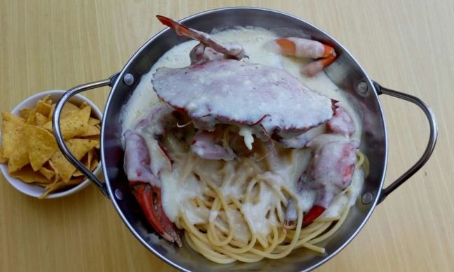 Sensasi Kepiting dengan Lelehan Keju