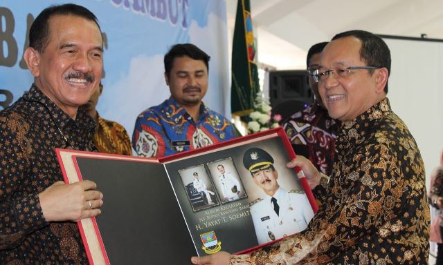 Dadang Mohamad Masoem-Barat Yayat T. Soemitra