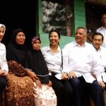 Di Tasikmalaya, Menteri Rini Pastikan Rumah Tangga Kurang Mampu Bisa Menikmati Listrik