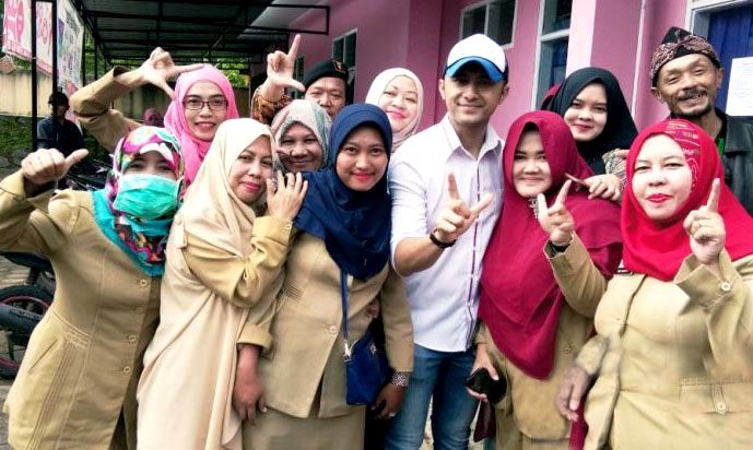 Hengky Tinggalkan Dunia Keartisan Hengki Tinggalkan Dunia Keartisan