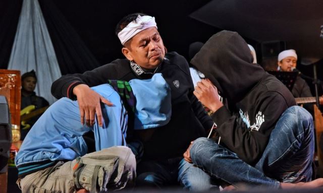 #2019GantiPresiden Hancurkan Suara Golkar