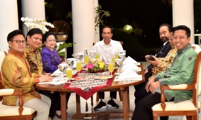 Cawapres Tergantung Jokowi Cawapres Tergantung Jokowi