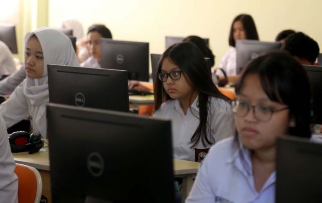 Hentikan Praktek Jual Beli Kursi Hentikan Praktek Jual Beli Kursi