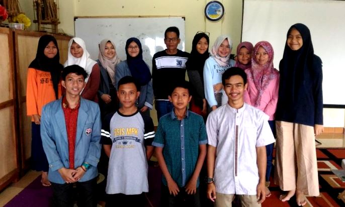 Tutor Sebaya Dikembangkan di Rumah Pintar Al Barokah