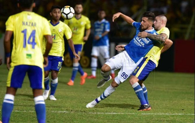 Sengit dan Seru, Kemenangan Persib Dibuyarkan Pemain Pengganti Barito barito-persib