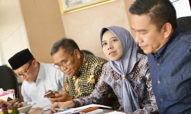 Dewan Ajak Lindungi Anak Dewan Ajak Lindungi Anak