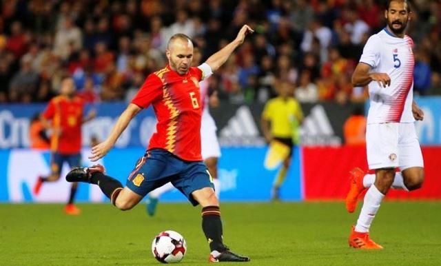 Iniesta Pilih Gantung Sepatu