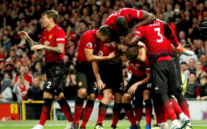 Manchester United Awali Musim Ini dengan Kemenangan 670_446_manchester-united-awali-musim-ini-dengan-kemenangan_m_