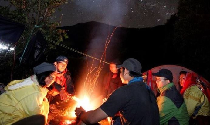 Suhu Dingin Kembali Melanda Bandung Suhu Dingin Kembali Melanda Bandung