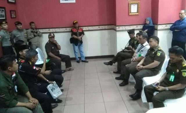 Desak Kejati Jabar Evaluasi Kinerja TP4D