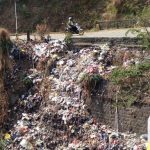 Warga Masih Buang Sampah di Sungai