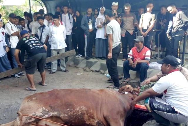 Ajak Para Siswa untuk Ikut Andil Dalam Berkurban