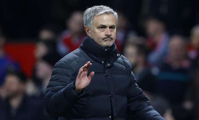 mou terancam dipecat