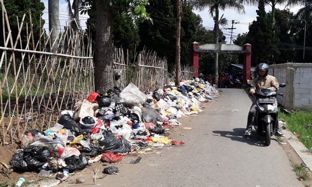 Desa Diminta Dirikan Bank Sampah sampah