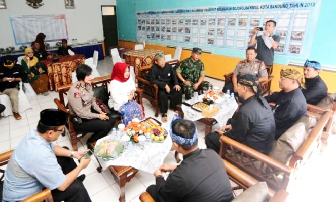 Kelurahan Cibaduyut Dinilai Tim P2WKSS