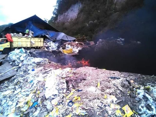 Warga Panenjoan keluhkan Asap Pembakaran