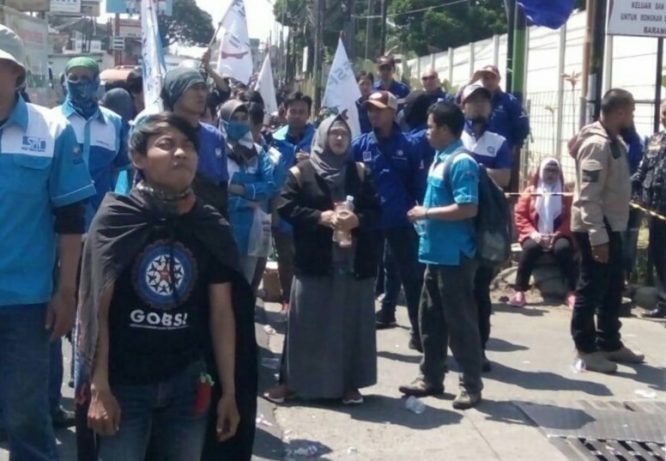 Tuntutan Buruh Berujung Proses Hukum 