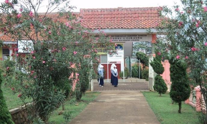 Mendapat Predikat Adiwiyata Mandiri