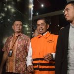 Idrus Marham resmi ditahan KPK setelah menjalani pemeriksaan selama kurang lebih empat jam atas kasus dugaan suap PLTU Riau-1.