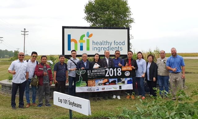 10 Mahasiswa Terbaik YPPDB Akan Terbang ke Taiwan