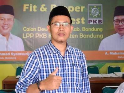 Iskandar Bidik Tingkatkan Kesejahteraan Guru Ngaji Iskandar Bidik Tingkatkan Kesejahteraan Guru Ngaji