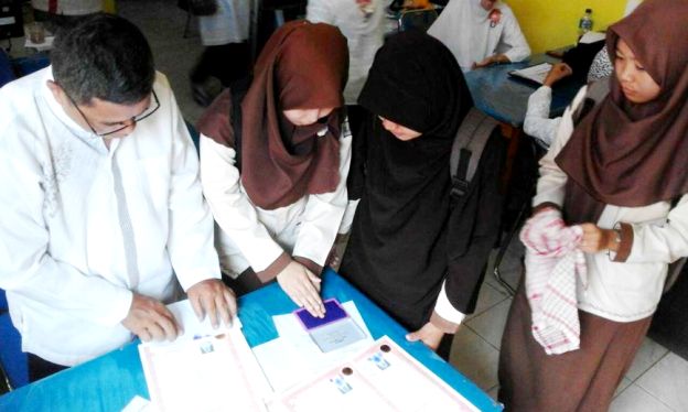 Baru Terima Izajah Kelulusan