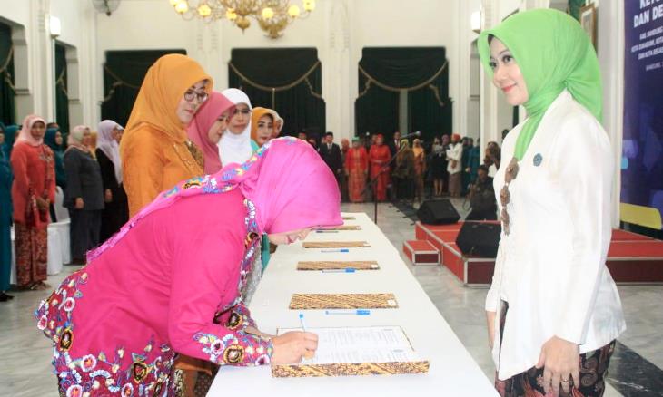 Yuyun Umbara Jabat Posisi Dekranasda dan TP PKK