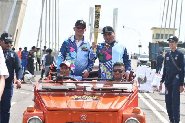 Pawai Obor APG Tiba di Babel