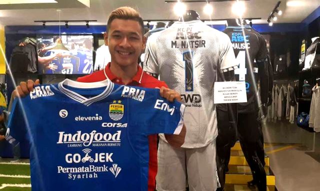 Atlet Silat Dukung Persib Juara