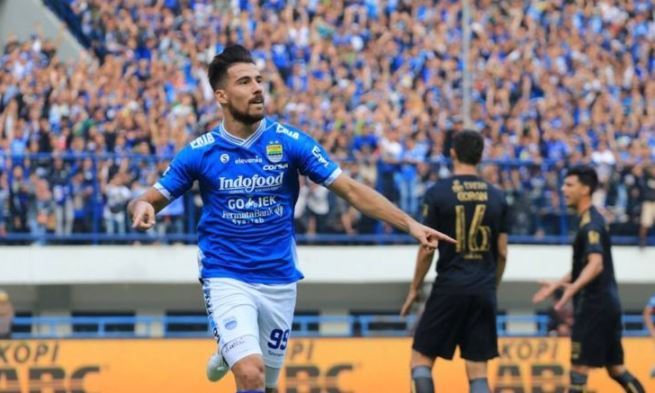 Persib Dihadapkan Jadwal “Neraka” JONATHAN BAUMAN