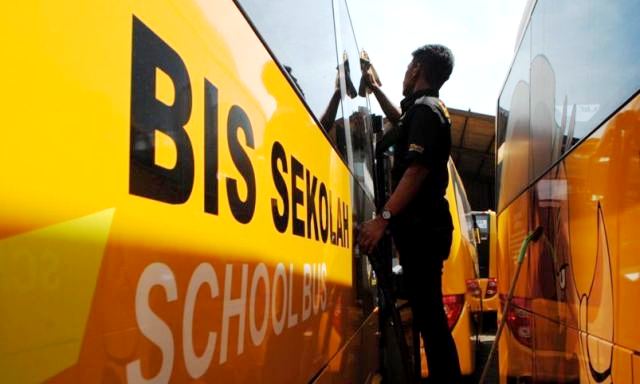 Naik Bis Kota Hanya Rp 500 Perak