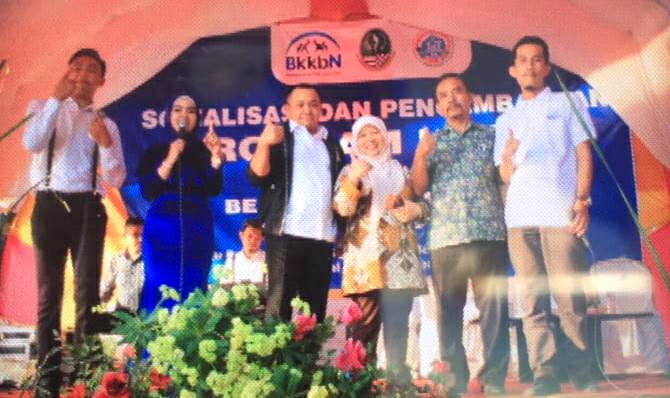 Keluarga Berencana Inspirasi Keluarga Bahagia