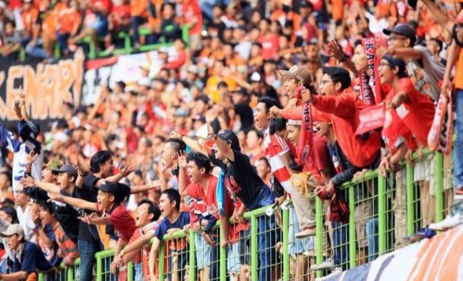 Jakmania Diimbau Tak Nekat Datang ke Bandung