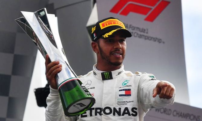 Lewis Hamilton Unggul 30 Poin dari Vettel