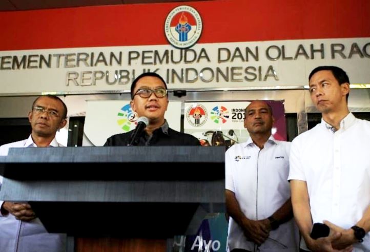Menpora Akan Panggil Petinggi Klub Menpora Akan Panggil Petinggi Klub