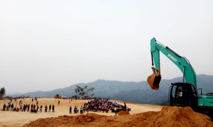 pemdes cibadak bangun sarana olah raga