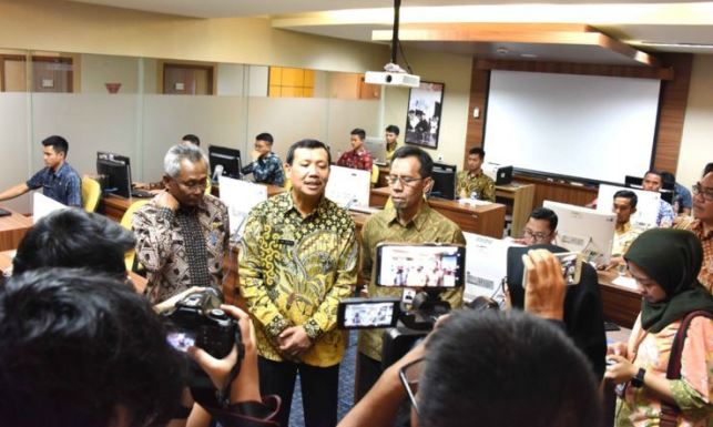 300 Pelamar Tidak Penuhi Syarat