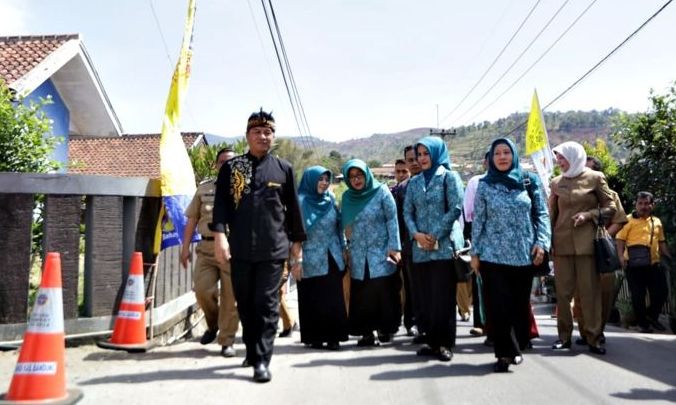 Lomba Kesatuan Gerak Diwakili Desa Mandala Mekar
